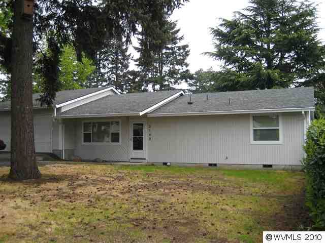 Property Photo:  2148 SE 135th Av  OR 97233-2002 