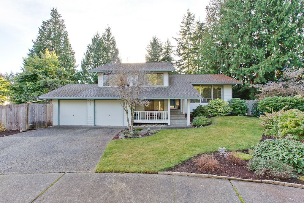 Property Photo:  13723 175th Ct NE  WA 98052 