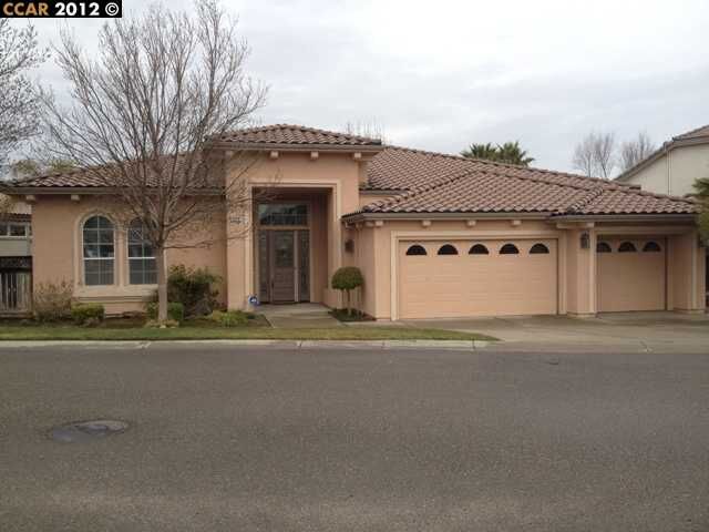 Property Photo: 5718 Greenfield Way CA 94514-1402