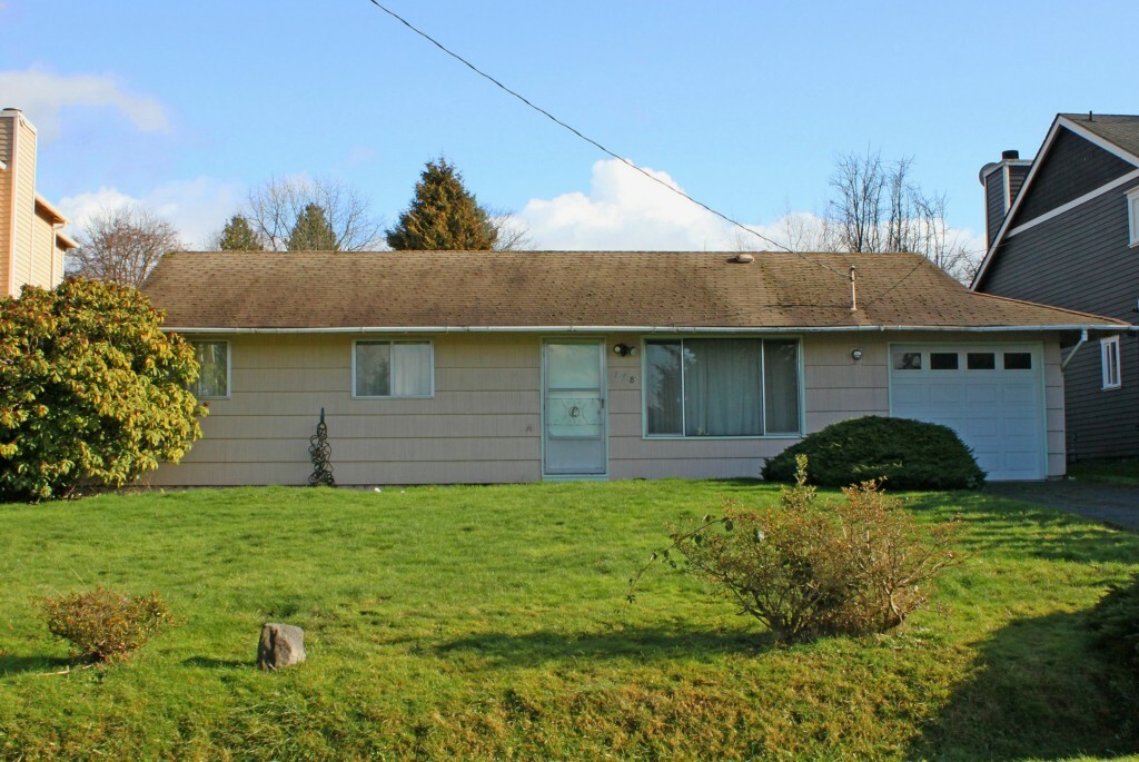 Property Photo:  778 7th St S  WA 98033 