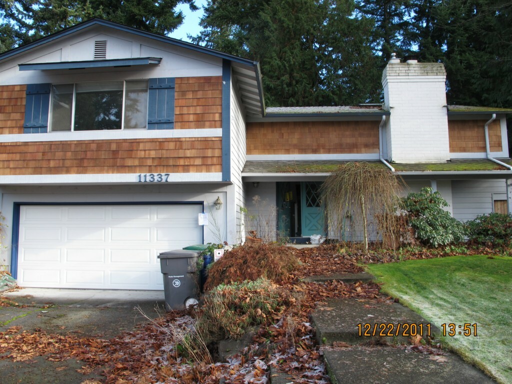 Property Photo: 11337 NE 129th St WA 98034