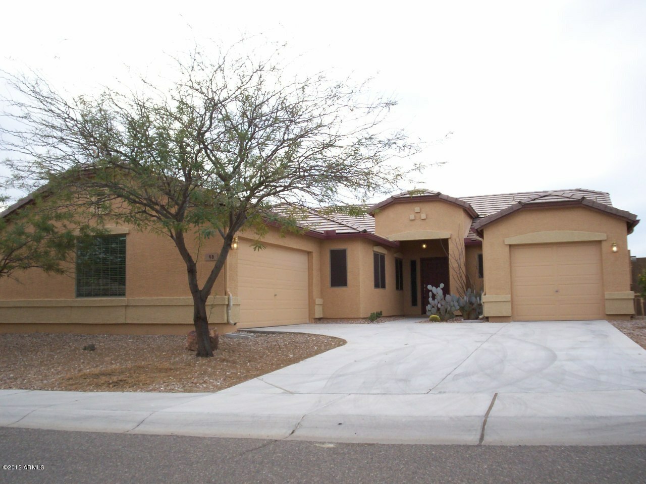 Property Photo:  48 S 230th Avenue  AZ 85326 