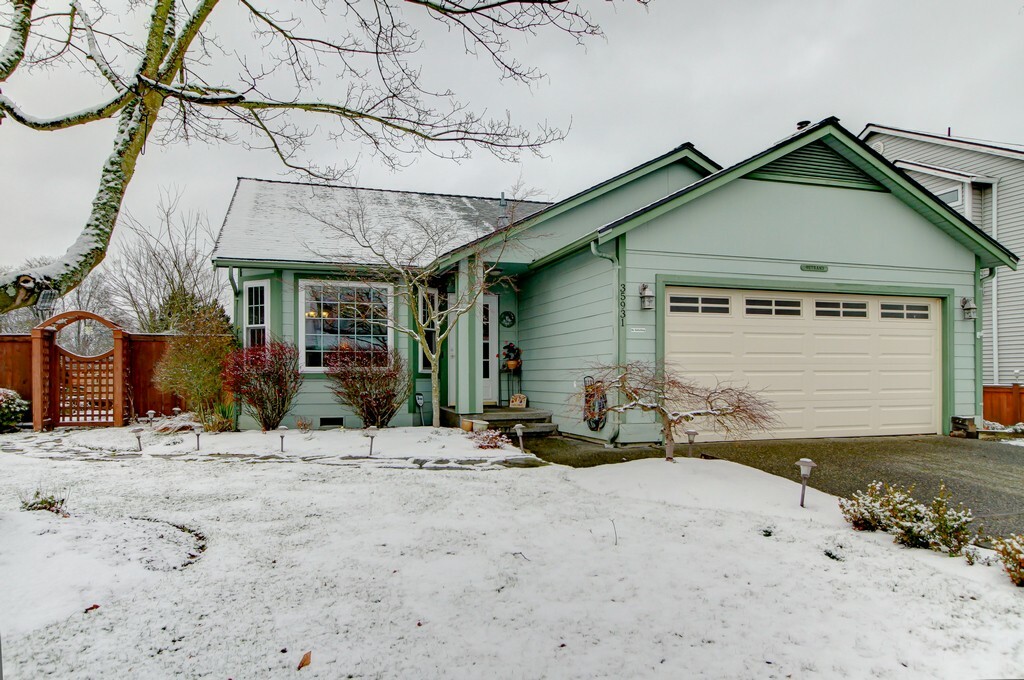 Property Photo:  35931 18 Ave SW  WA 98023 