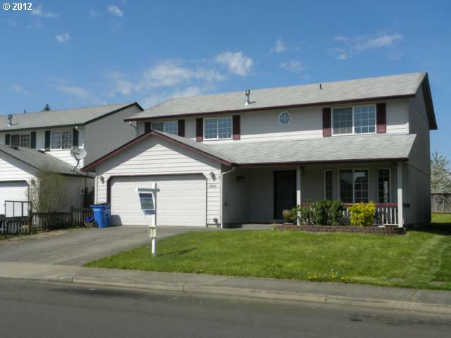 Property Photo:  15800 NE 71st St  WA 98682 