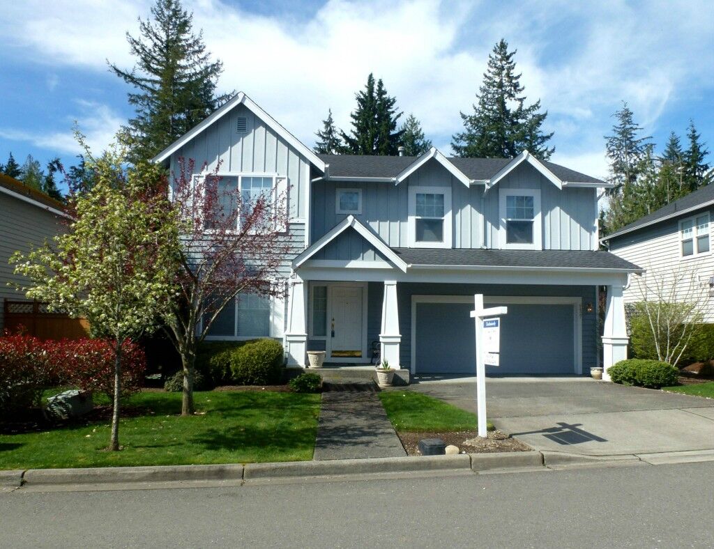 Property Photo:  9427 225th Wy NE  WA 98053 
