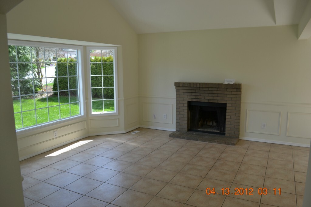 Property Photo: 14230 63rd Dr SE WA 98296