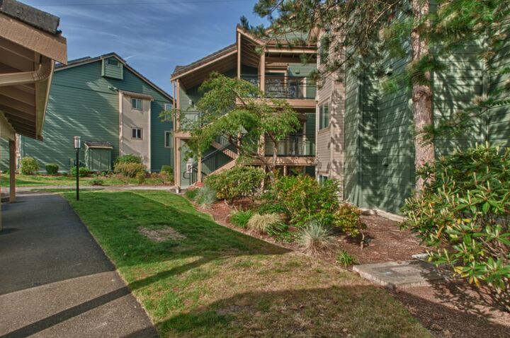 Property Photo:  3008 N Narrows Dr D101  WA 98407 