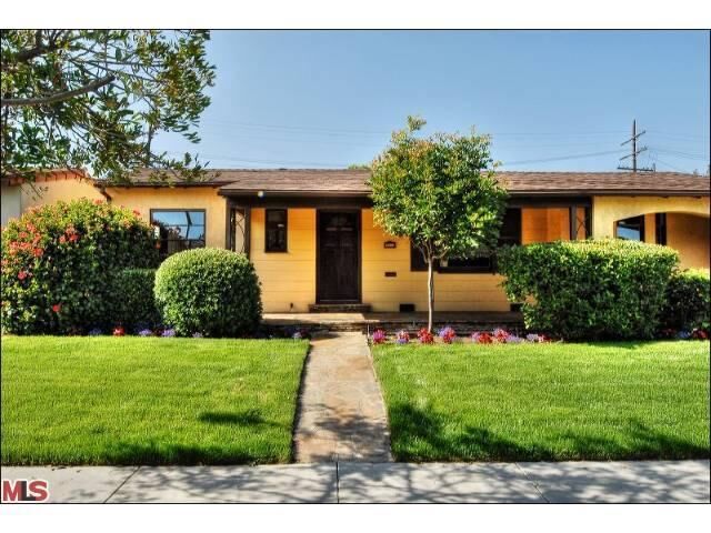 Property Photo: 3515 W 41st St CA 90008