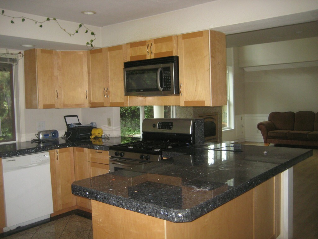 Property Photo:  17031 SE 12th Place  WA 98008 