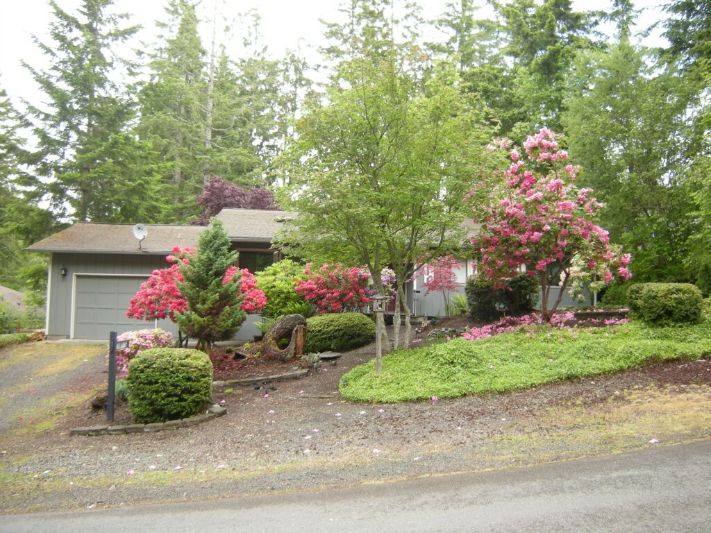 Property Photo:  270 E Lake Forest Dr  WA 98524 