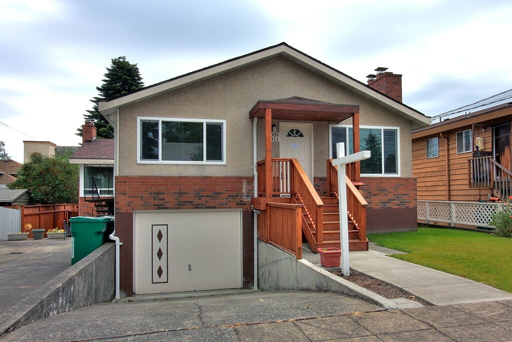 Property Photo:  2011 NW 62nd St  WA 98107 