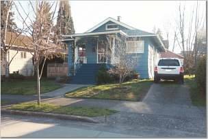 Property Photo:  2666 39th Ave SW  WA 98116 