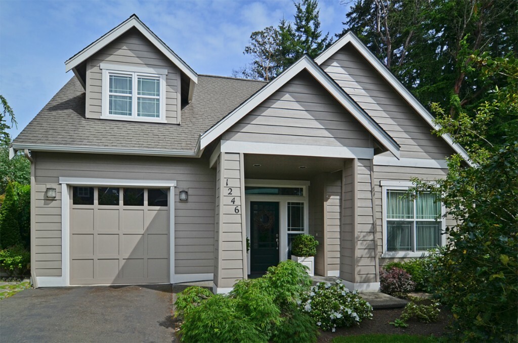 Property Photo:  1246 Shanti Lane NE  WA 98110 