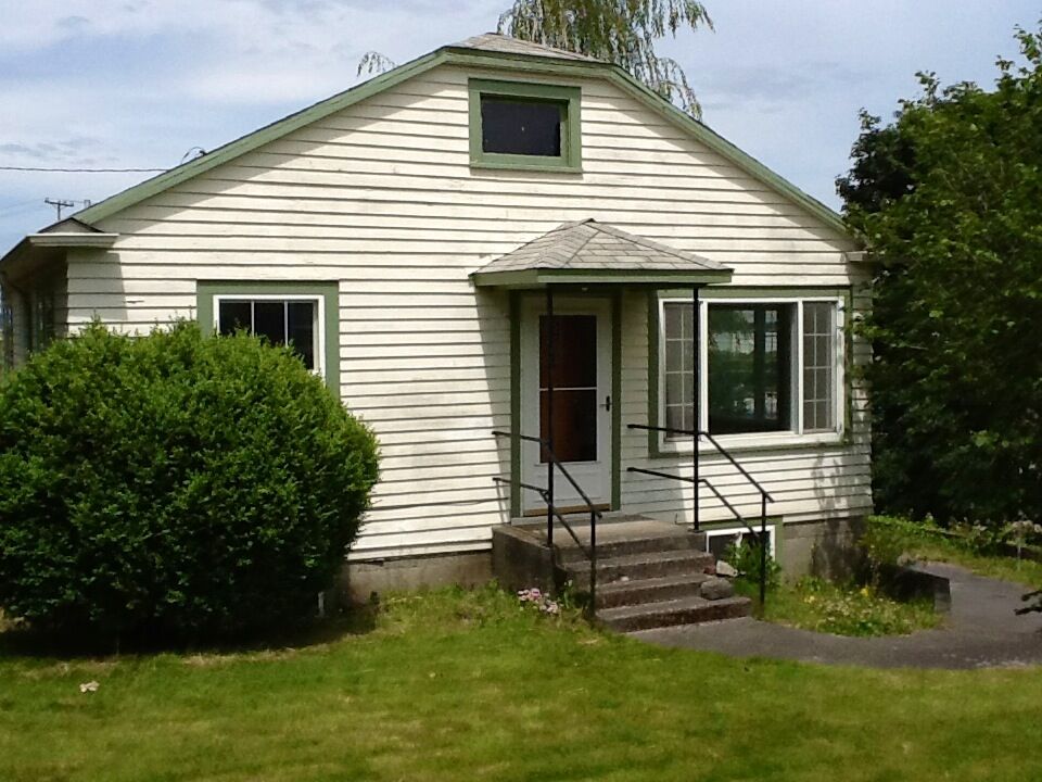 Property Photo:  10662 22nd Place S  WA 98168 