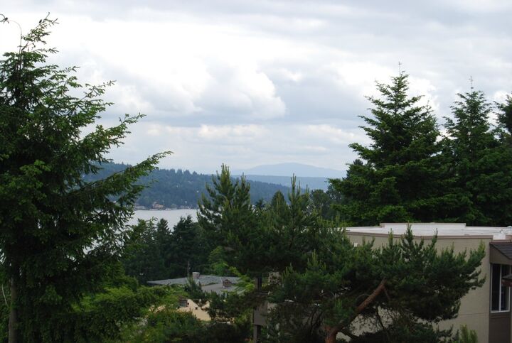 Property Photo: 15020 Bothell Way NE 305 WA 98155