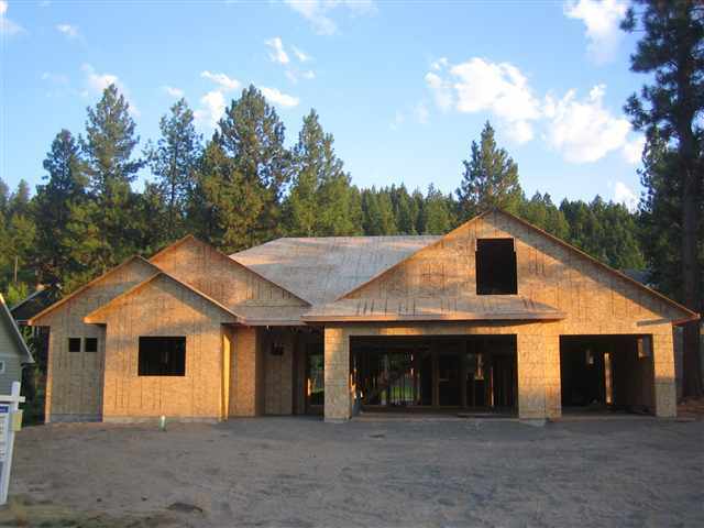 Property Photo: 11524 N Lloyd Charles Ln WA 99218