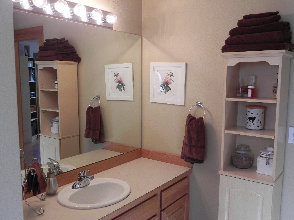 Property Photo: 1141 Elm St WA 98264