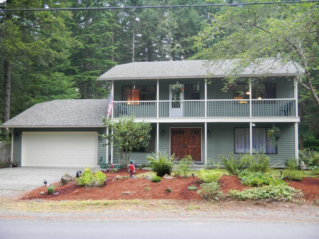 Property Photo: 42304 SE 168th St WA 98045
