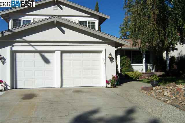 1675 Paseo Del Cajon  Pleasanton CA 94566-5906 photo