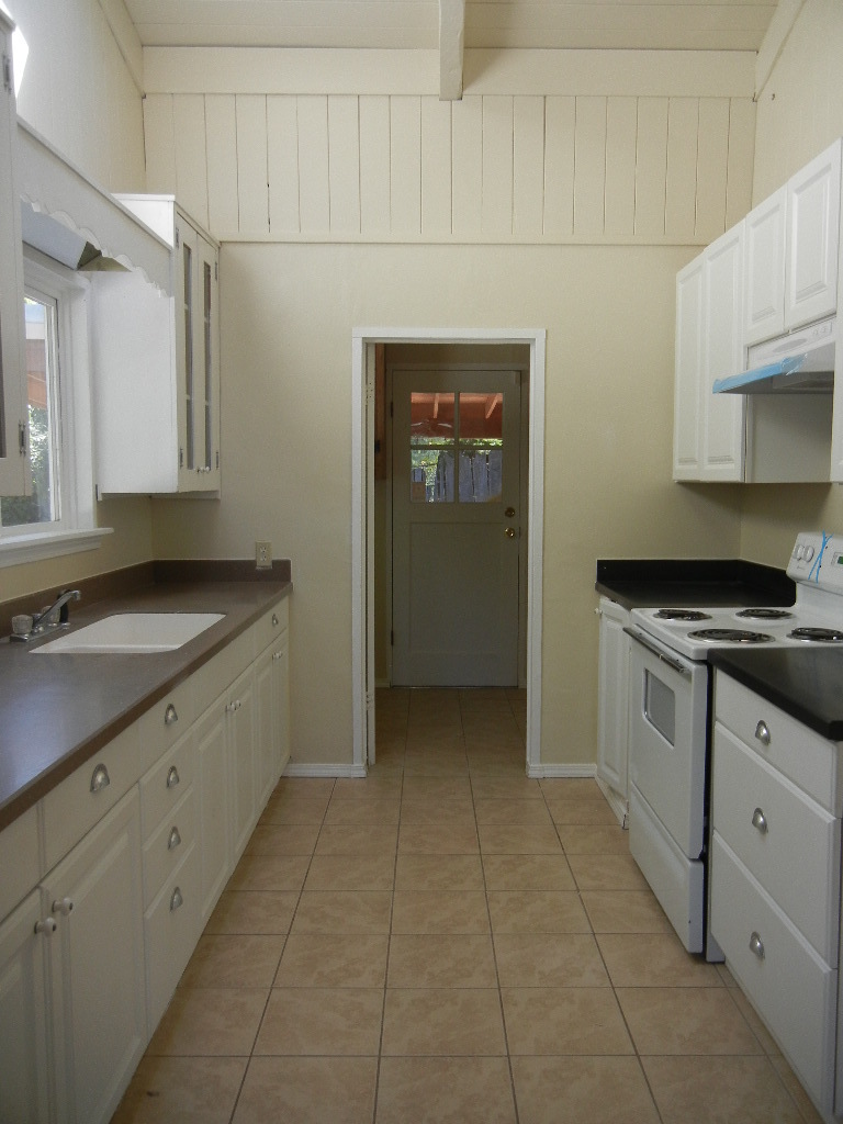 Property Photo: 4119 Robin Rd W WA 98466