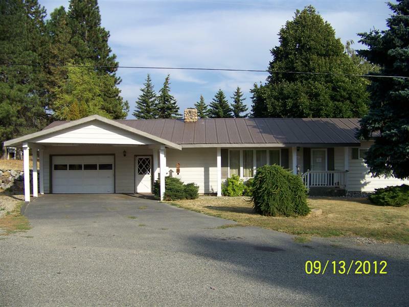 Property Photo: 410 Floral Ave WA 98922