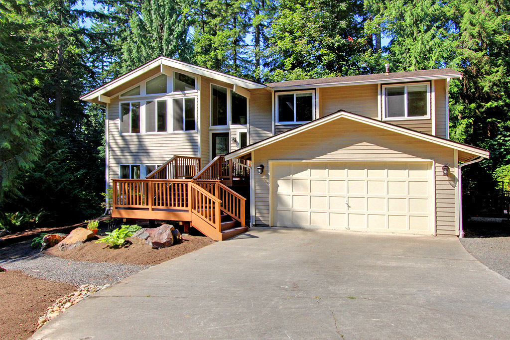 Property Photo:  24218 107th Dr SE  WA 98077 