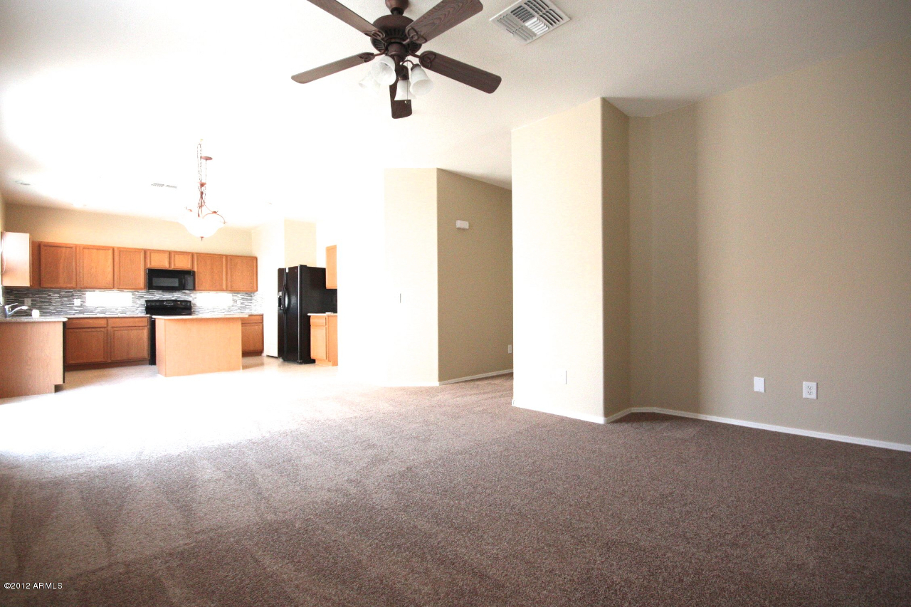 Property Photo:  1110 E Catino Street  AZ 85140 