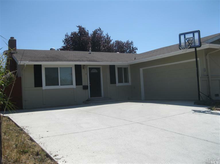 Property Photo: 7 Betty Court CA 94952
