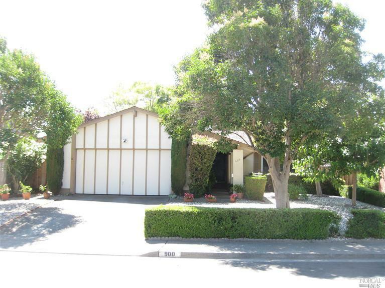 Property Photo:  900 Crinella Drive  CA 94954 