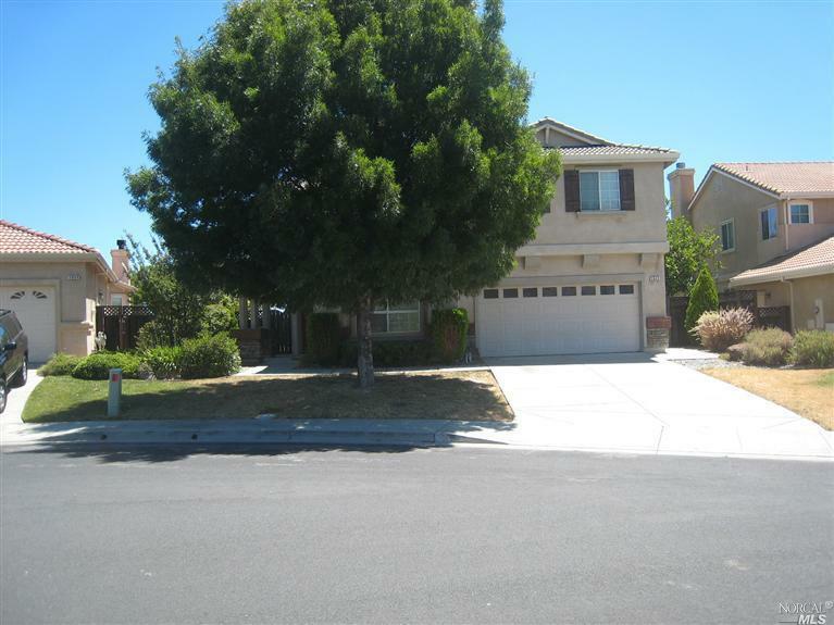 Property Photo:  1043 Woodcrest Court  CA 95688 