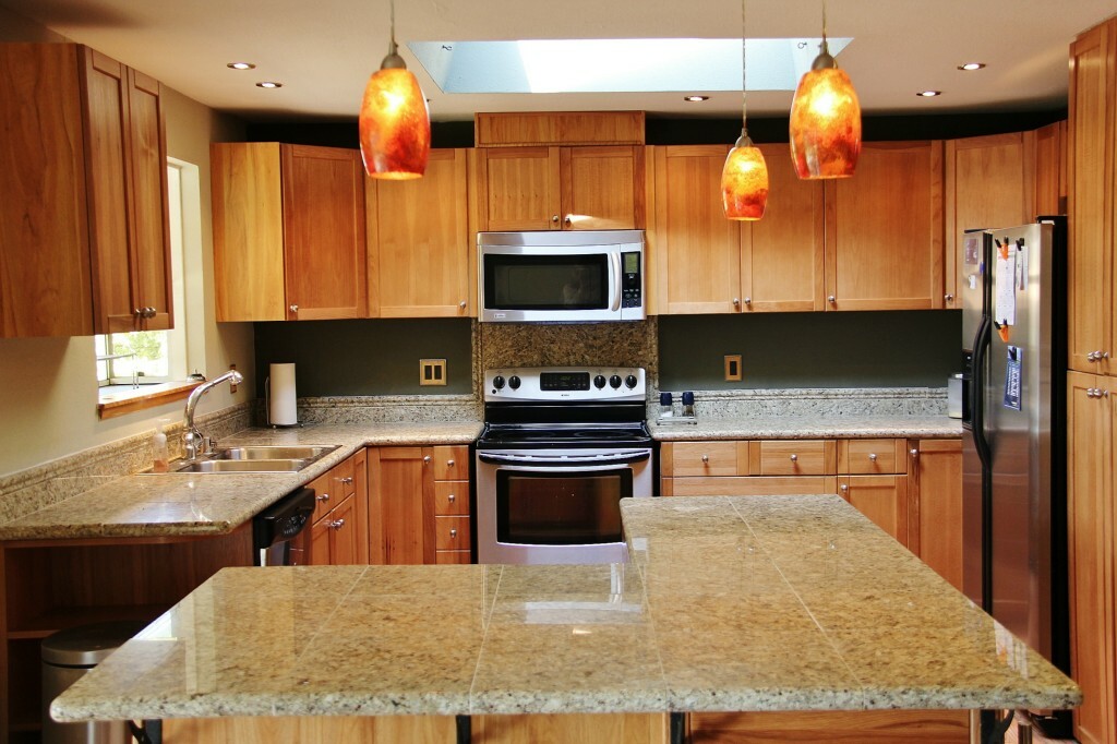 Property Photo: 5010 80th Ave W WA 98467