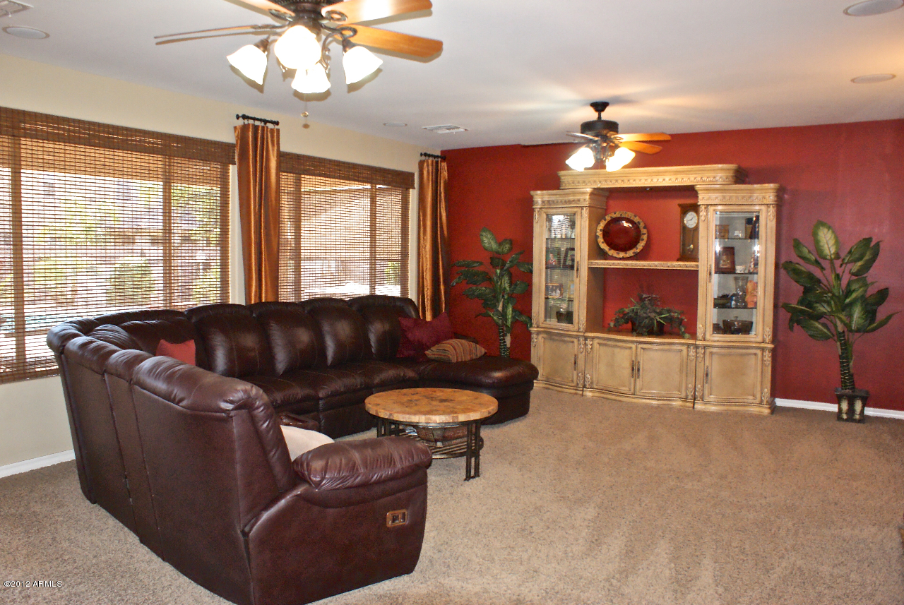 Property Photo:  2463 E Ficus Way  AZ 85298 