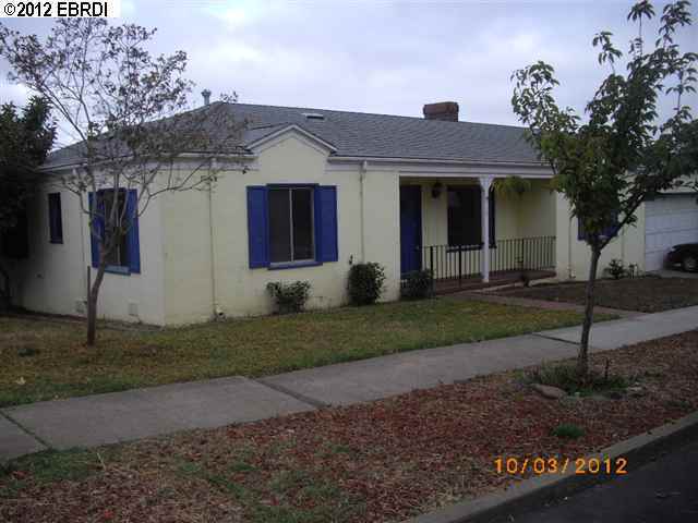 Property Photo:  2227 San Mateo St  CA 94804 