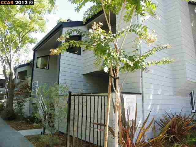 Property Photo:  3193 Wayside Plaza 1  CA 94597 