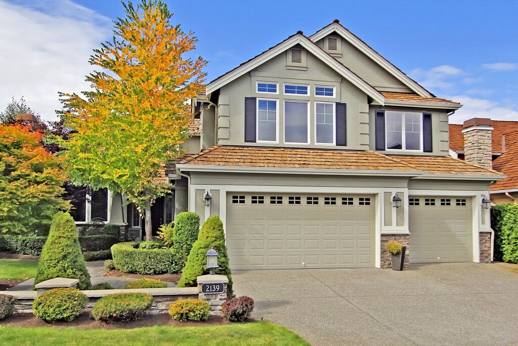Property Photo:  2139 204th Place NE  WA 98074 
