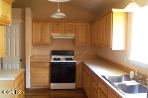 Property Photo:  136 NE 71st Street  OR 97365 