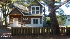 Property Photo: 535 Keel Avenue OR 97367