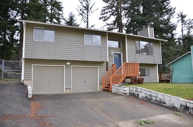 Property Photo:  6006 189th Av Ct E  WA 98391 