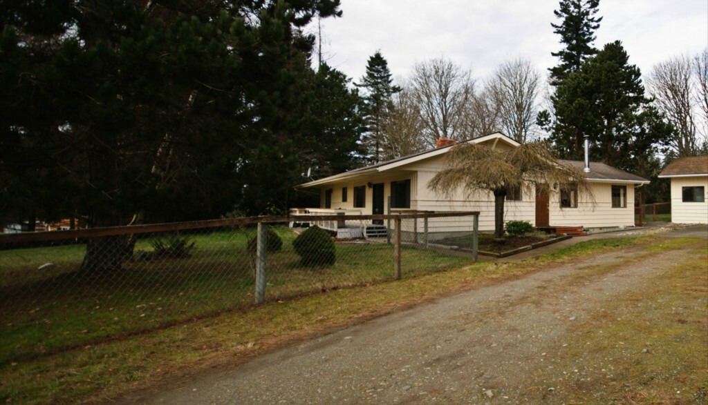 Property Photo:  541 Basil Rd  WA 98277 