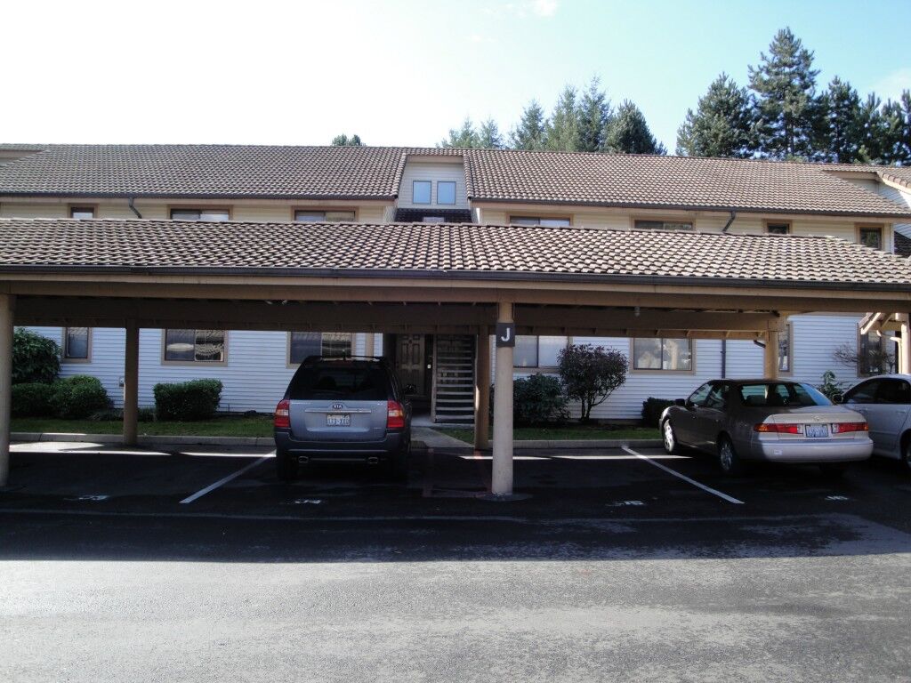 Property Photo:  17311 119th Lane SE J6  WA 98058 