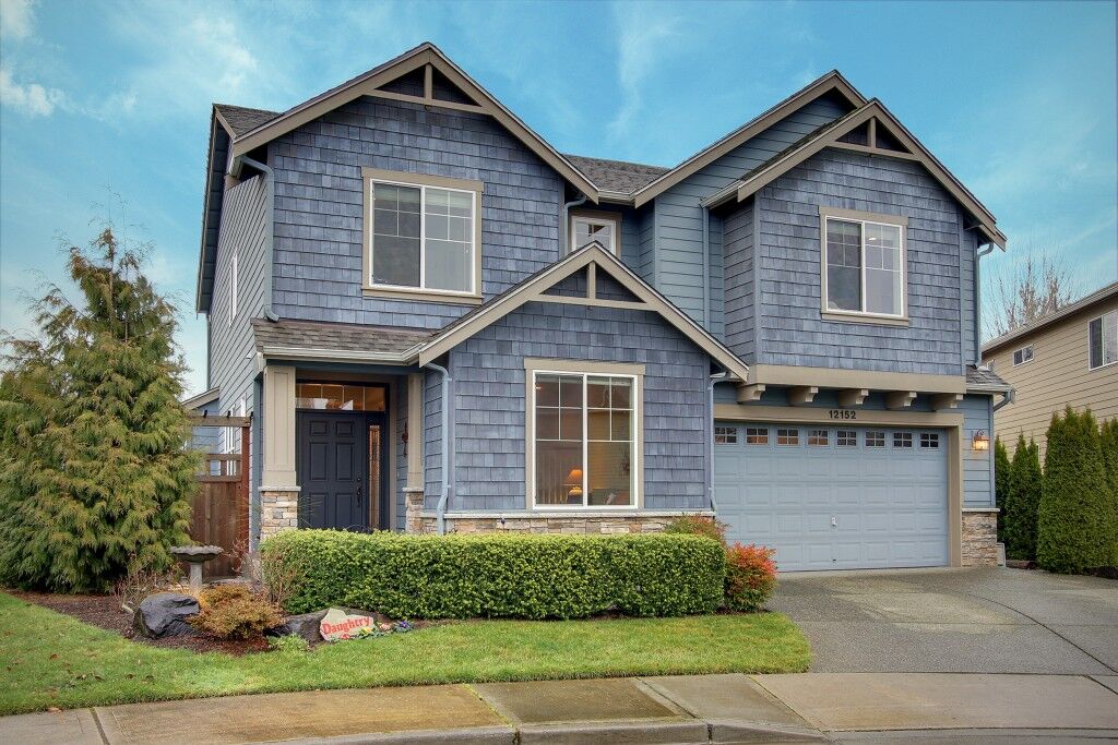 Property Photo:  12152 179th Place NE  WA 98052 