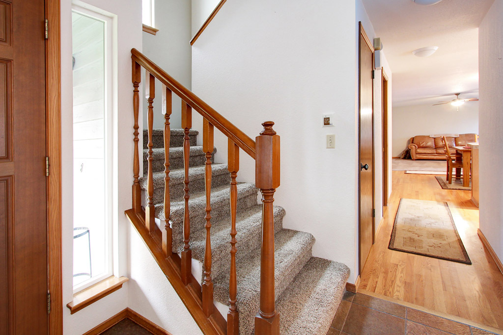 Property Photo: 1908 W Cypress Wy WA 98036