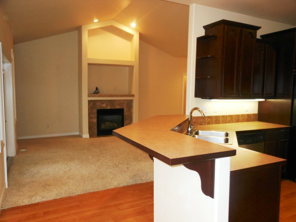 Property Photo:  2229 E Meadow Blvd  WA 98273 