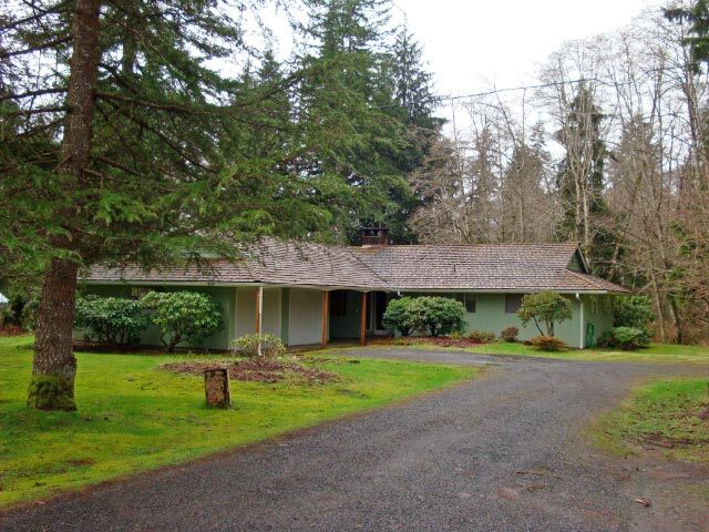 Property Photo:  123 Pioneer Rd  WA 98520 