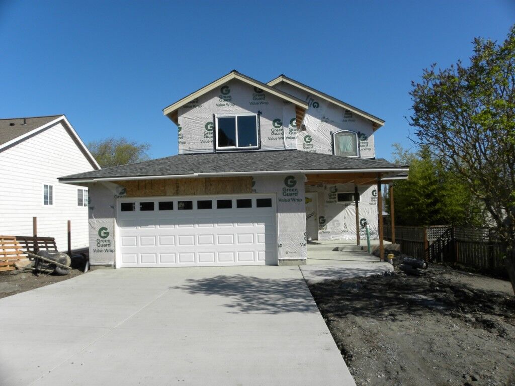 Property Photo:  1510 34th St  WA 98221 