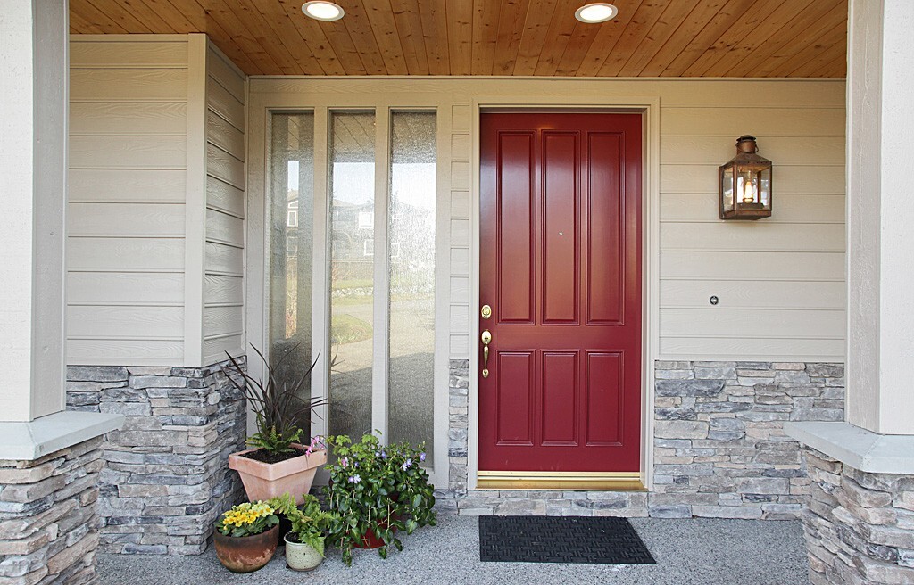 Property Photo: 2440 Hillis Dr WA 98260