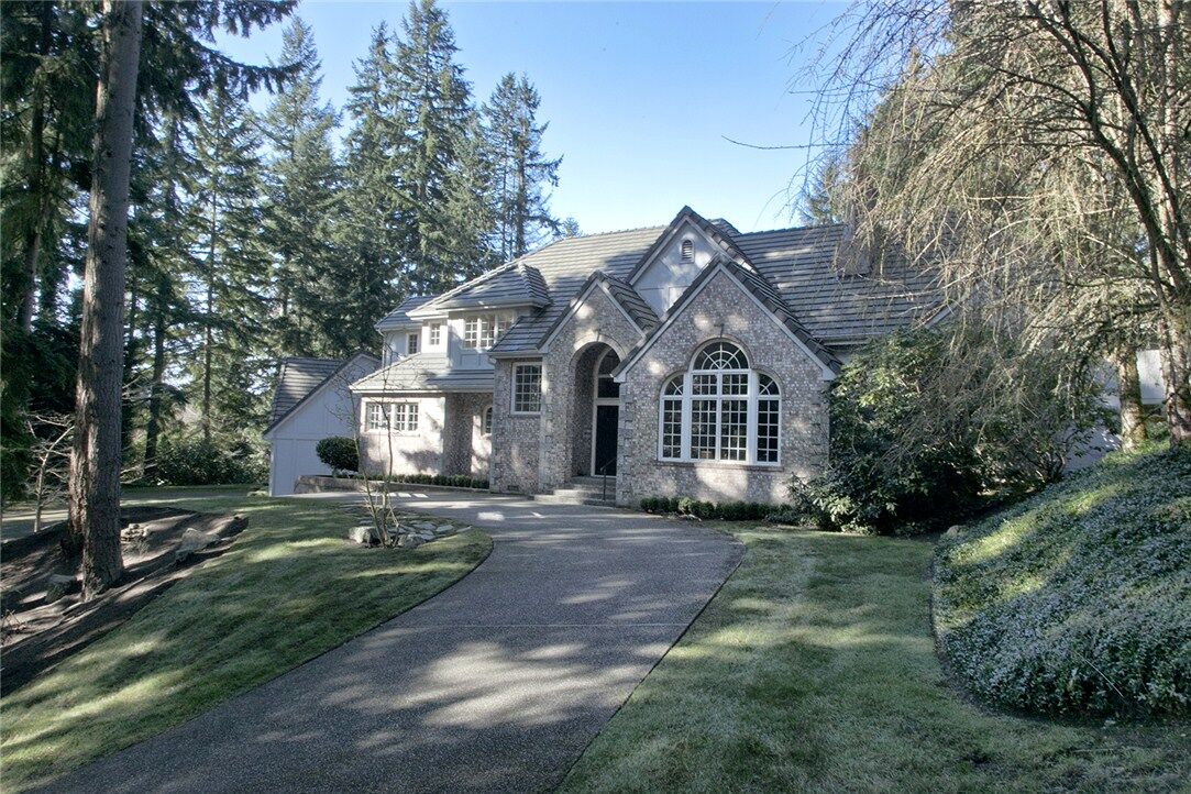 Property Photo: 17407 155th Place NE WA 98072