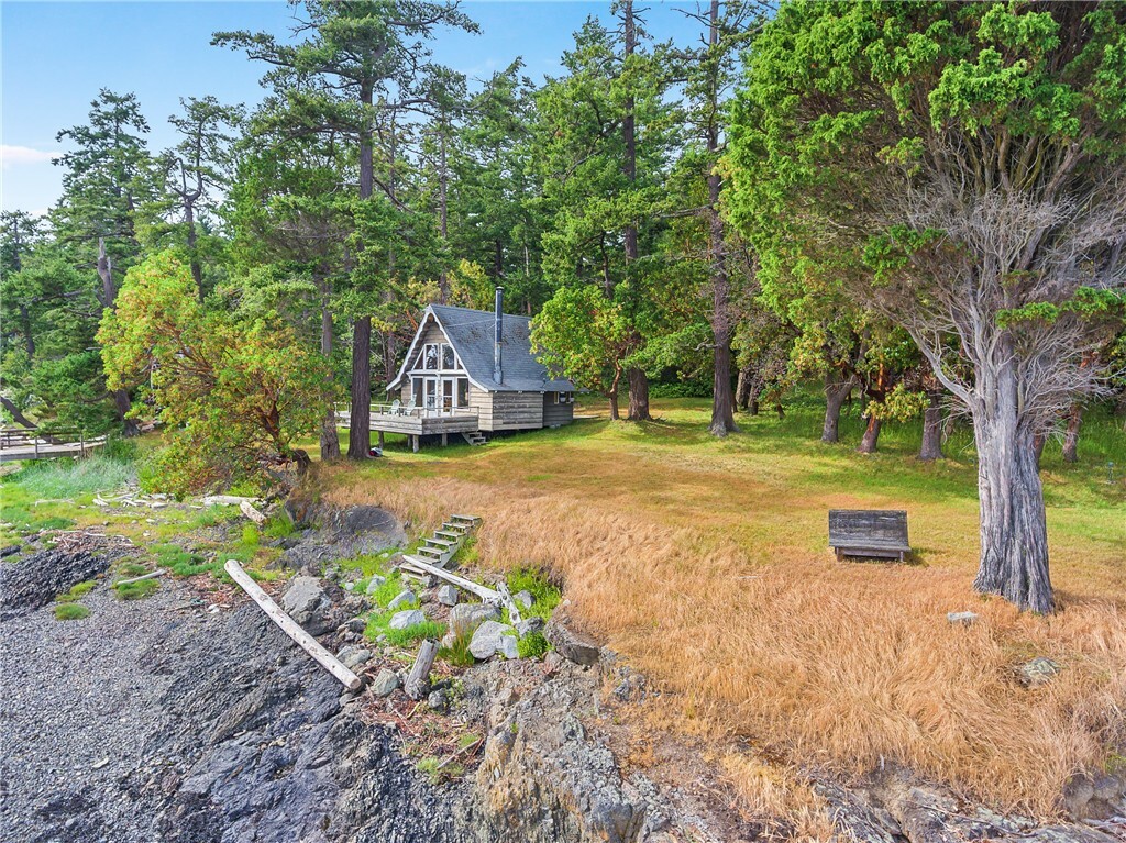 Property Photo:  6 Pearl Island  WA 98250 