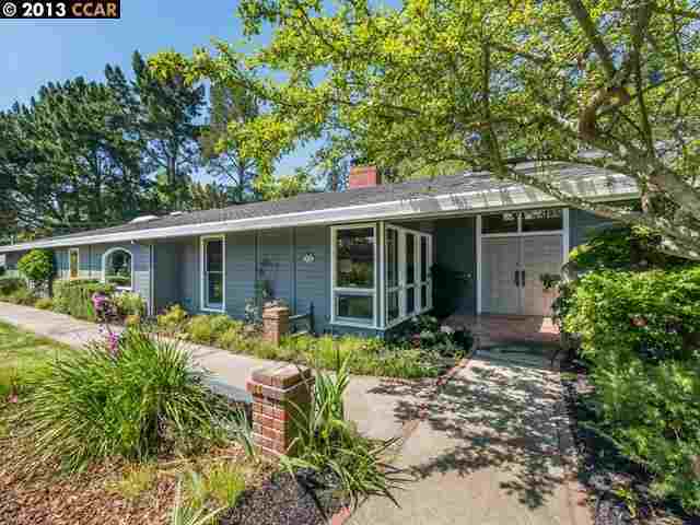 Property Photo: 11 Cedar Ln CA 94563-3628