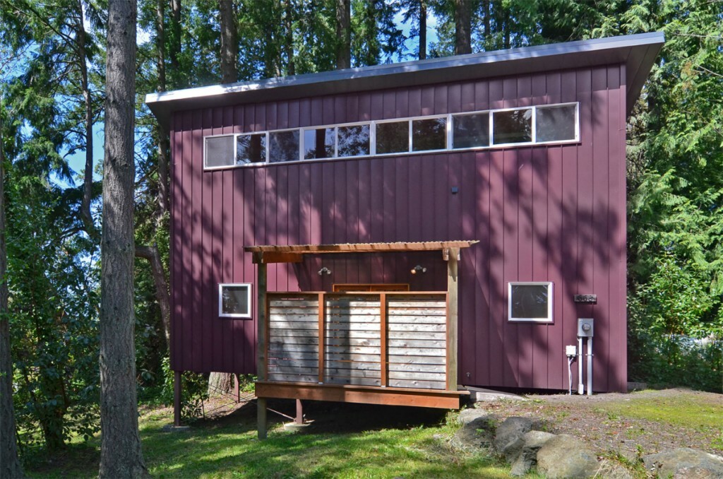 Property Photo:  668 Moji Lane NW  WA 98110 